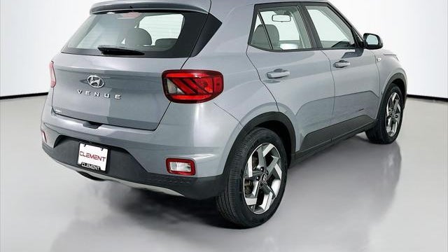 2022 Hyundai VENUE SEL