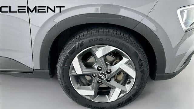 2022 Hyundai VENUE SEL