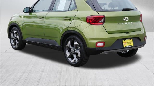 2022 Hyundai VENUE SEL