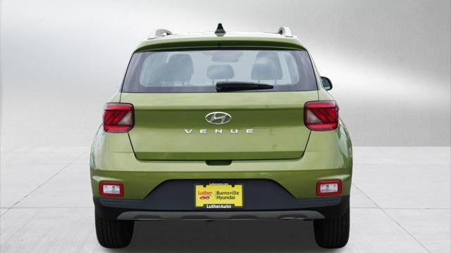 2022 Hyundai VENUE SEL