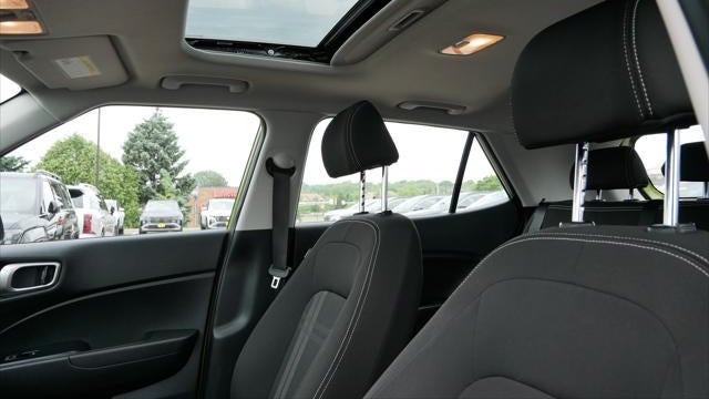 2022 Hyundai VENUE SEL