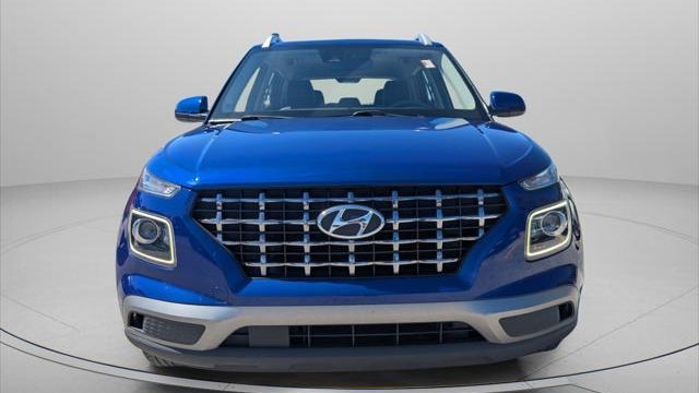 2022 Hyundai VENUE Limited