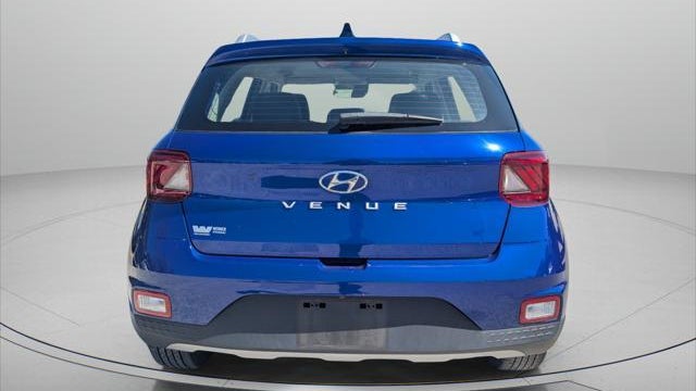 2022 Hyundai VENUE Limited