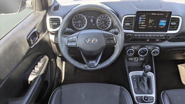 2022 Hyundai VENUE Limited
