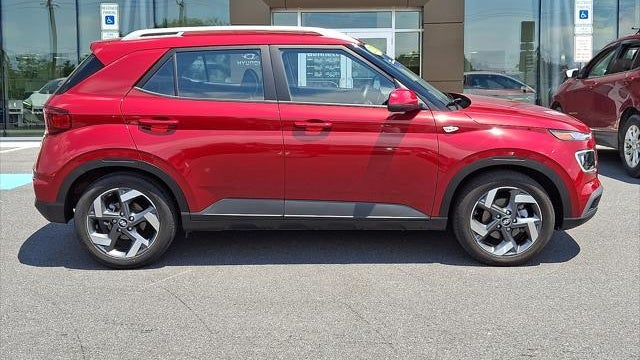 2023 Hyundai VENUE Limited