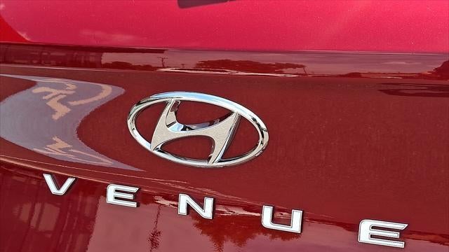 2023 Hyundai VENUE Limited