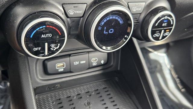 2023 Hyundai VENUE Limited