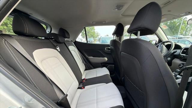 2023 Hyundai VENUE SEL