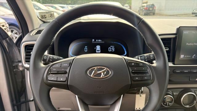 2023 Hyundai VENUE SEL