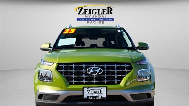 2023 Hyundai VENUE SEL