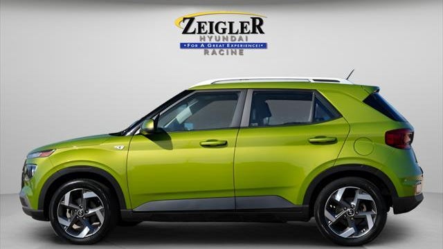 2023 Hyundai VENUE SEL