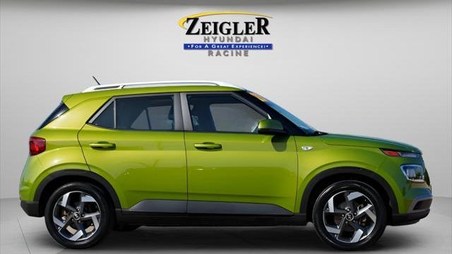 2023 Hyundai VENUE SEL