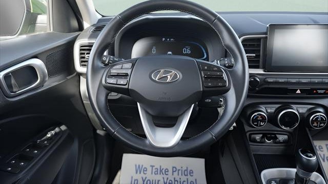2023 Hyundai VENUE SEL