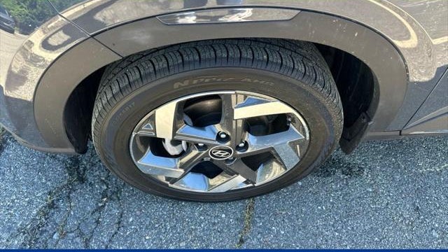 2023 Hyundai VENUE Limited