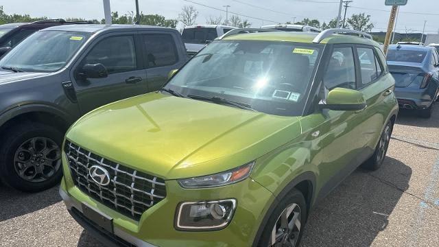 2023 Hyundai VENUE SEL