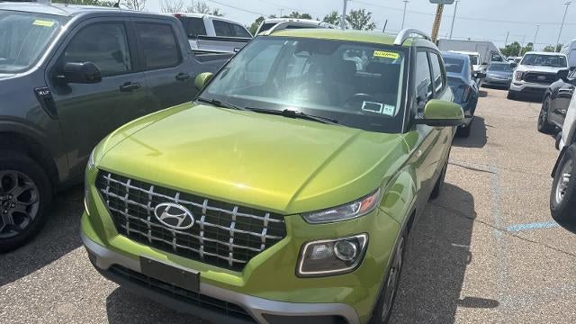 2023 Hyundai VENUE SEL