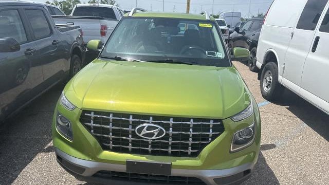 2023 Hyundai VENUE SEL
