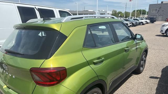 2023 Hyundai VENUE SEL