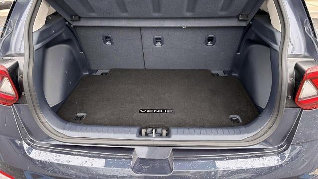 2024 Hyundai VENUE Limited