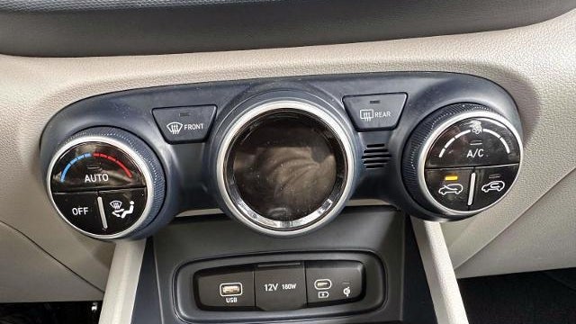 2024 Hyundai VENUE Limited