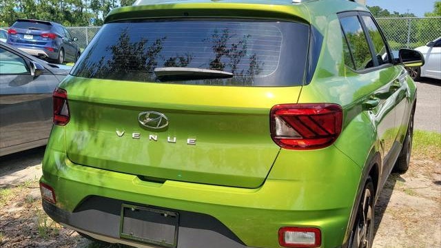 2024 Hyundai VENUE SEL