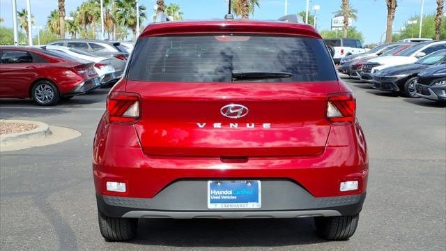 2024 Hyundai VENUE SEL