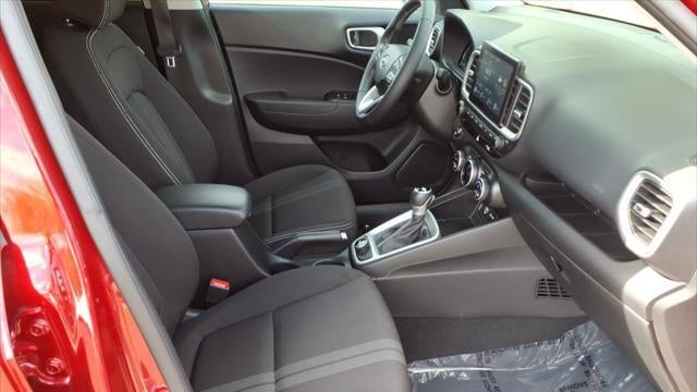 2024 Hyundai VENUE SEL