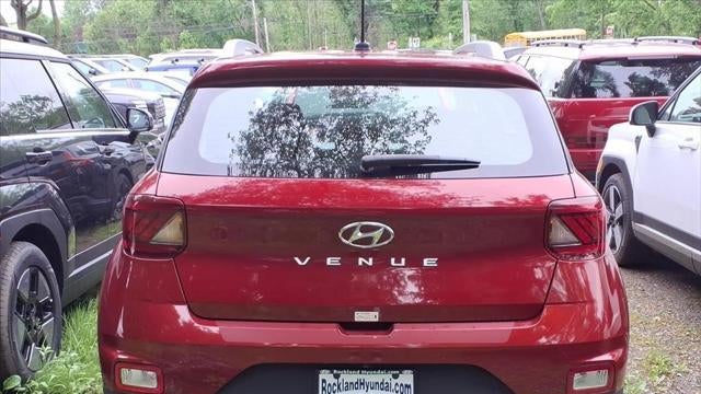 2024 Hyundai VENUE Limited