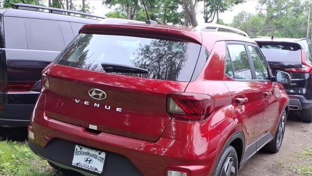 2024 Hyundai VENUE Limited