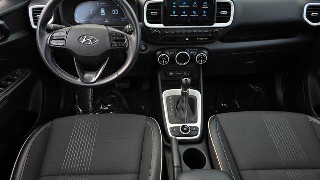 2024 Hyundai VENUE Limited