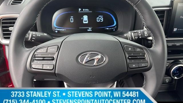 2025 Hyundai VENUE SEL