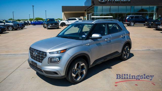 Preowned 2025 Hyundai VENUE SEL for Sale