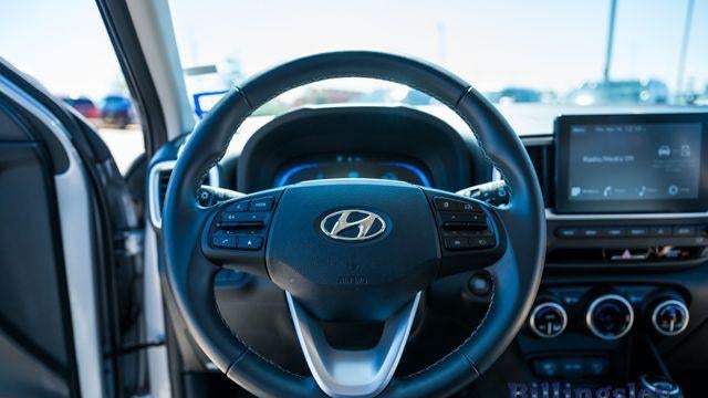 2025 Hyundai VENUE SEL