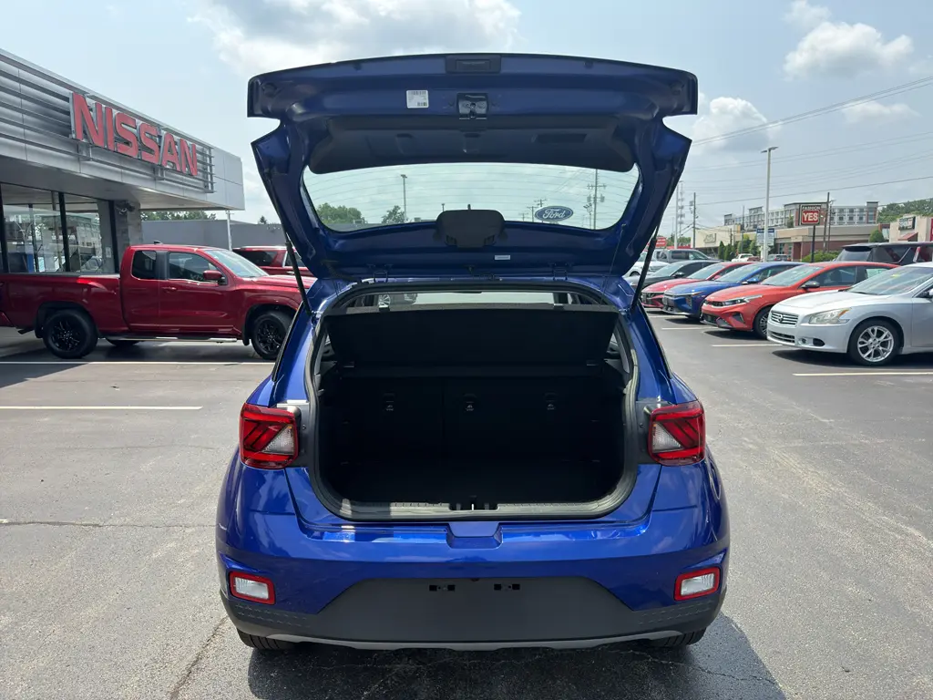 2025 Hyundai Venue - $20,995
