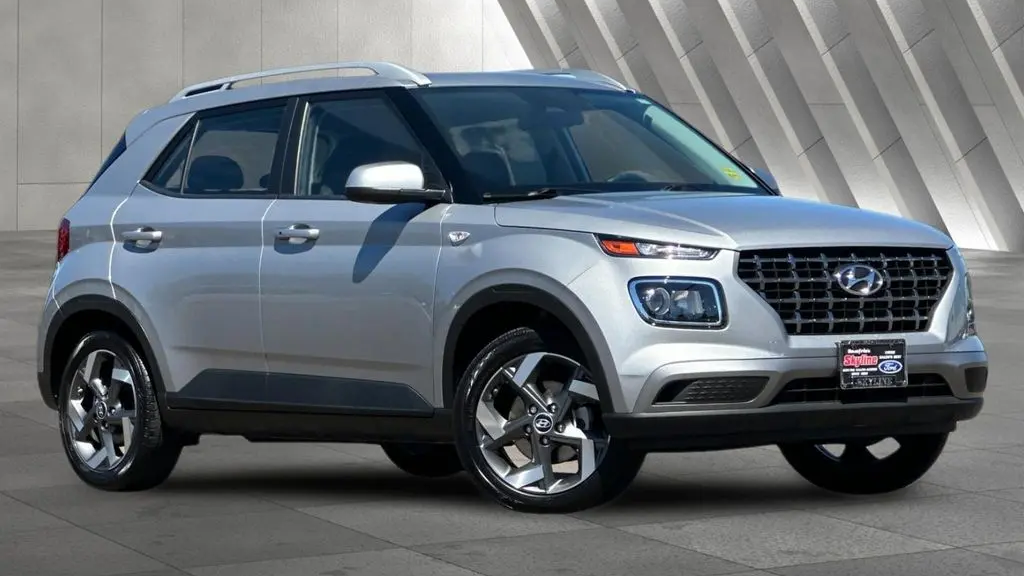 Preowned 2025 Hyundai VENUE SEL for Sale