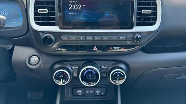 2025 Hyundai VENUE Limited