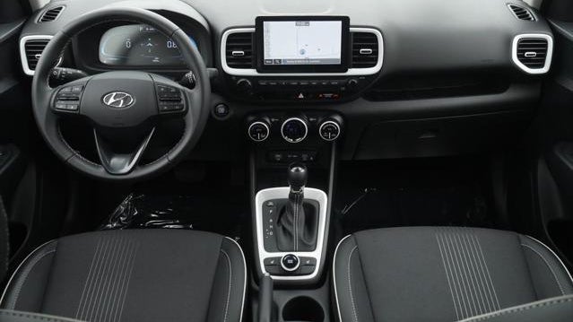 2025 Hyundai VENUE Limited