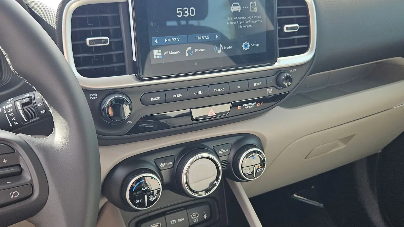2026 Hyundai VENUE SEL