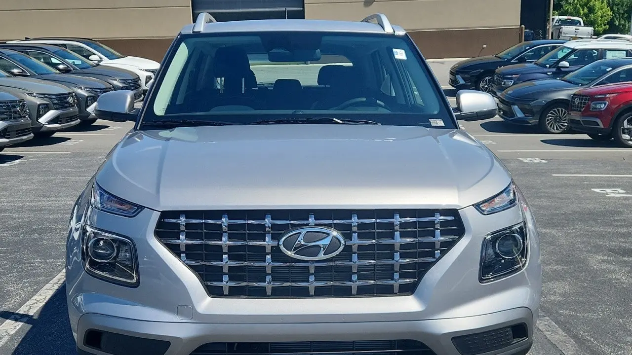 2026 Hyundai VENUE SEL