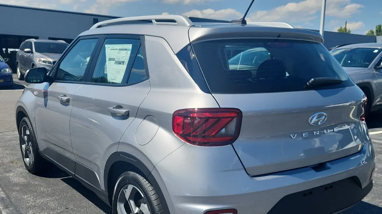 2026 Hyundai VENUE SEL