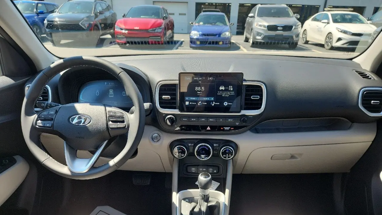 2026 Hyundai VENUE SEL