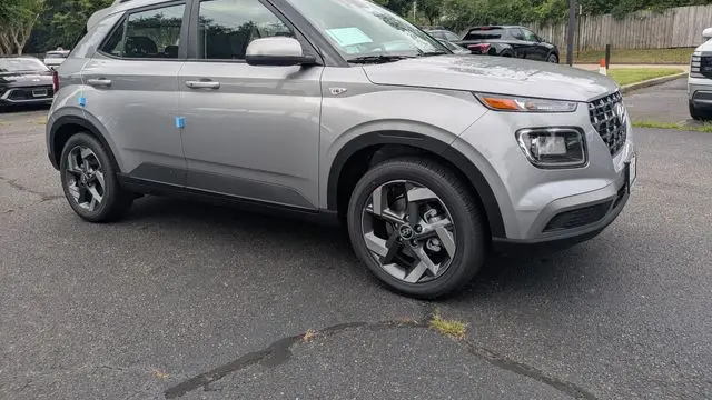 Preowned 2026 Hyundai VENUE SEL for Sale