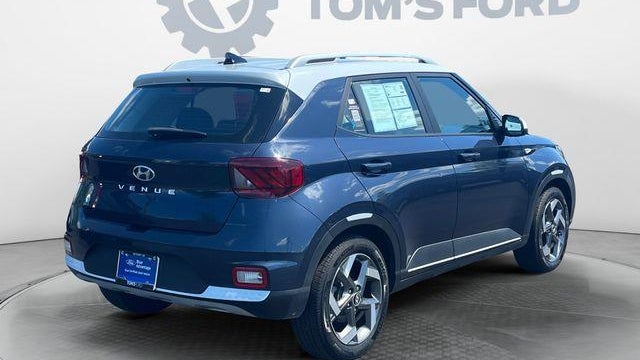 2020 Hyundai VENUE SEL