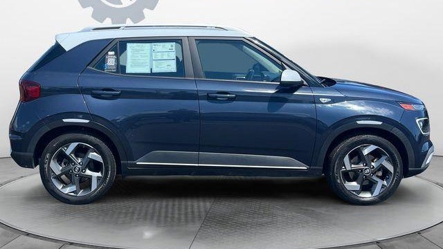 2020 Hyundai VENUE SEL