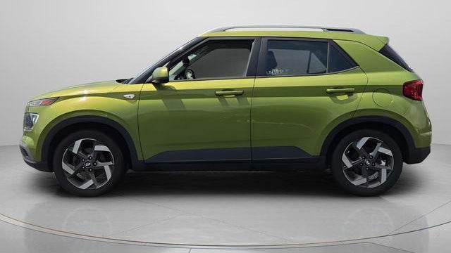 2021 Hyundai VENUE SEL