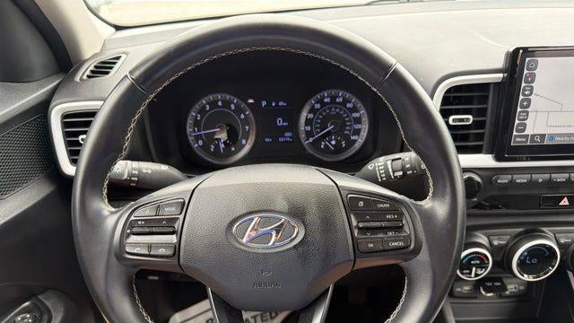 2022 Hyundai VENUE SEL