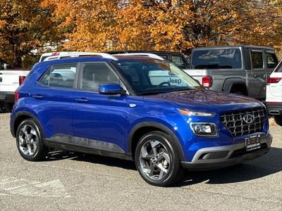 2023 Hyundai Venue SEL 4DR Crossover
