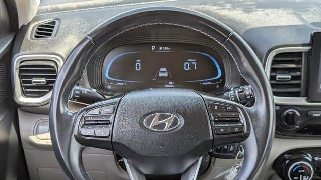2023 Hyundai VENUE SEL