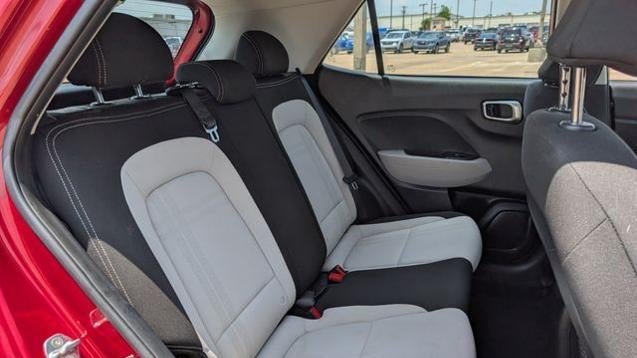 2023 Hyundai VENUE SEL
