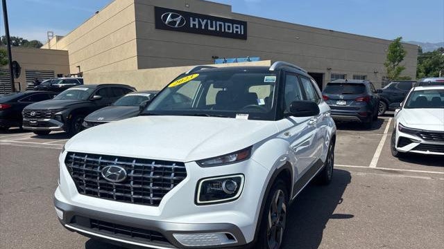 2023 Hyundai VENUE Limited